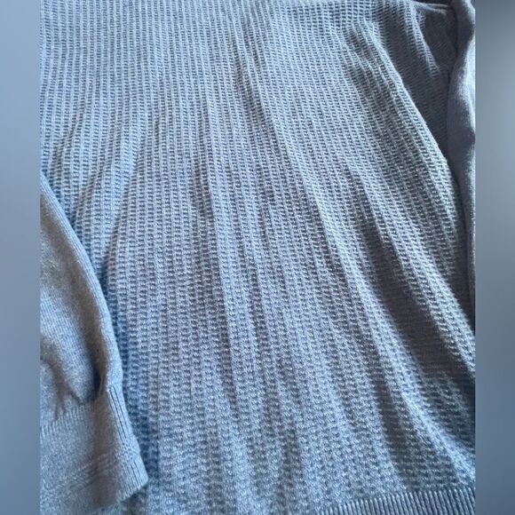 Tommy Bahama island zone light blue long sleeve v neck‎ sweater, sizeXLT - Picture 4 of 14